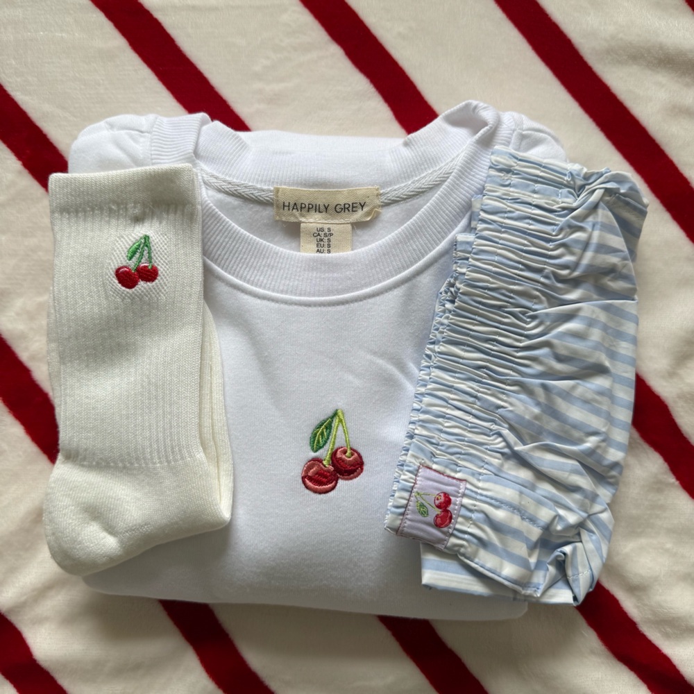 Happily Grey Boxer Cherry Set
